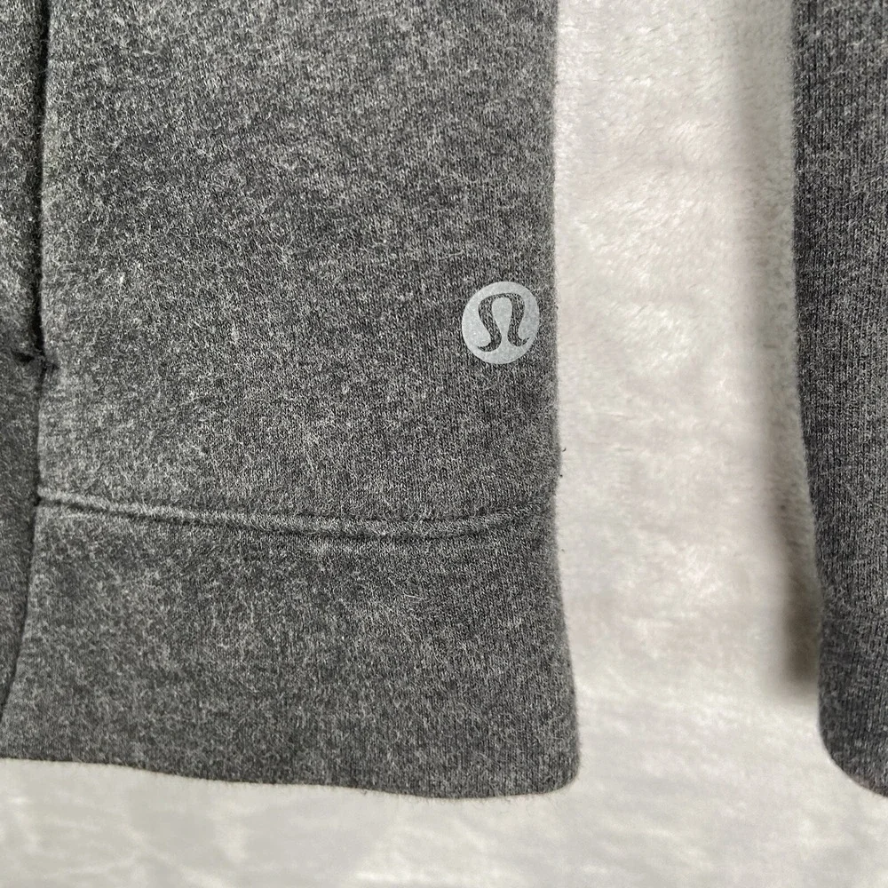 Lululemon Sweater Womens Size 4 Open Back Fleece Lined Crew Neck Pullover Casual